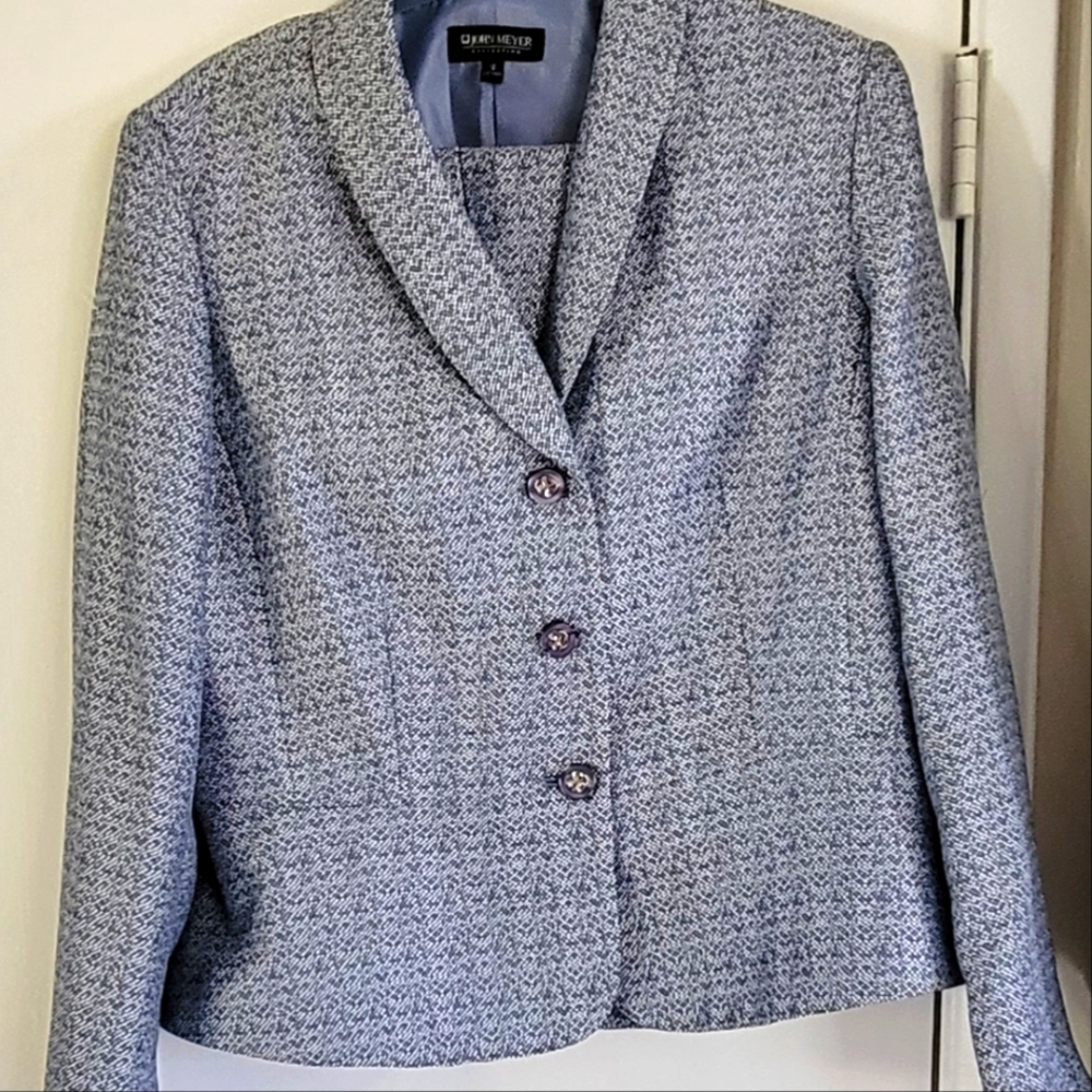 John Meyer Woven Suit, Size 16